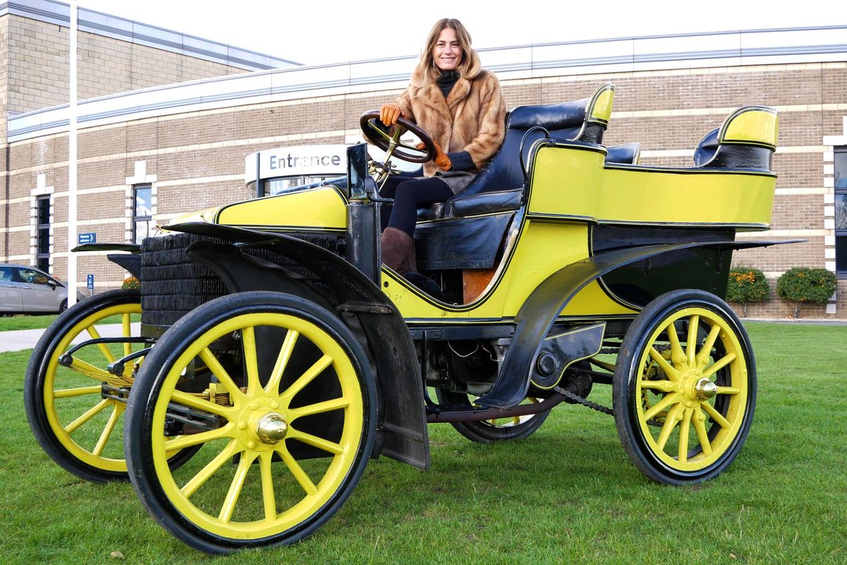 Supermodel Yasmin Le Bon gears up for Movember on London to Brighton Run